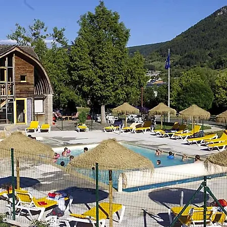 Village De Le Colombier 3*
