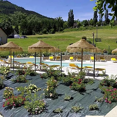 Village De Le Colombier 3* Mende